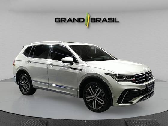 VOLKSWAGEN TIGUAN 2.0 300 TSI GASOLINA ALLSPACE R-LINE AUTOMÁTICO VOLKSWAGEN TIGUAN 2.0 300 TSI GASOLINA ALLSPACE R-LINE AUTOMÁTICO